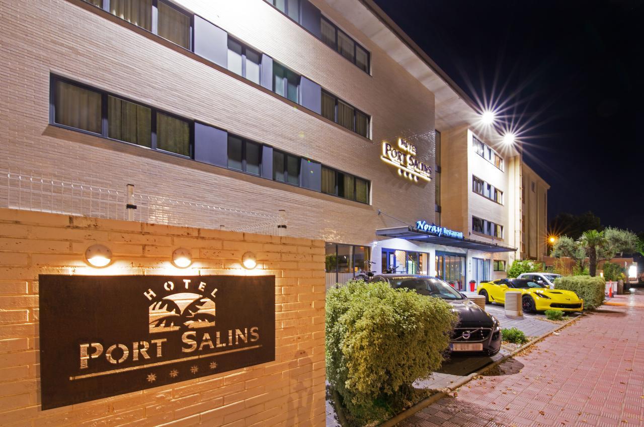 Port Salins By Pierre &