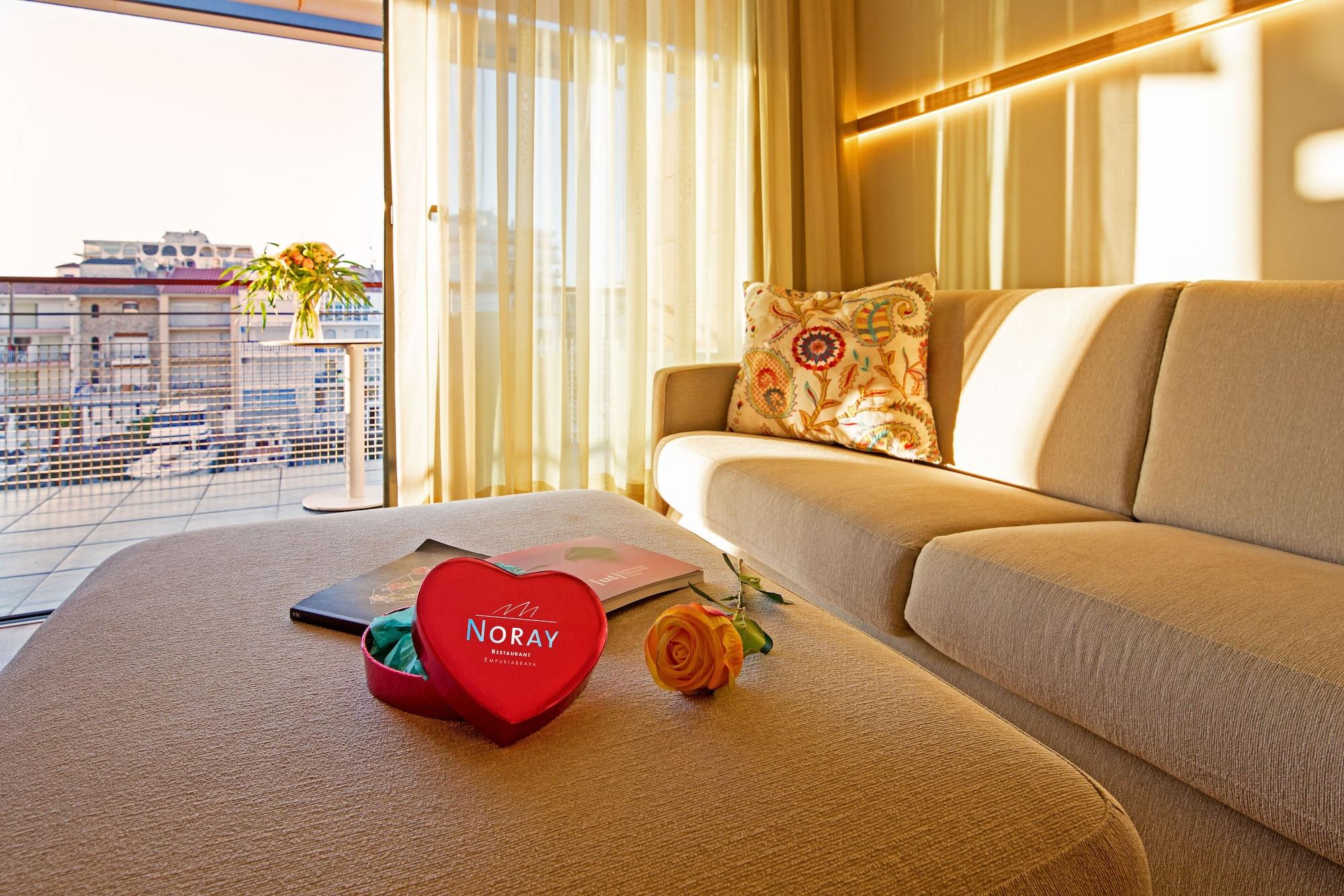 Port Salins By Pierre & 4*