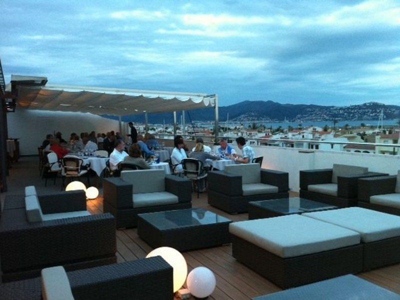 Port Salins By Pierre & 4*