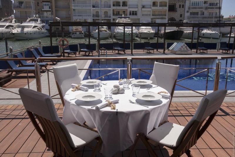 Port Salins By Pierre & Hotel Empuriabrava